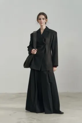 Flattering Single-Button Blazer - Slim Fit for Fall