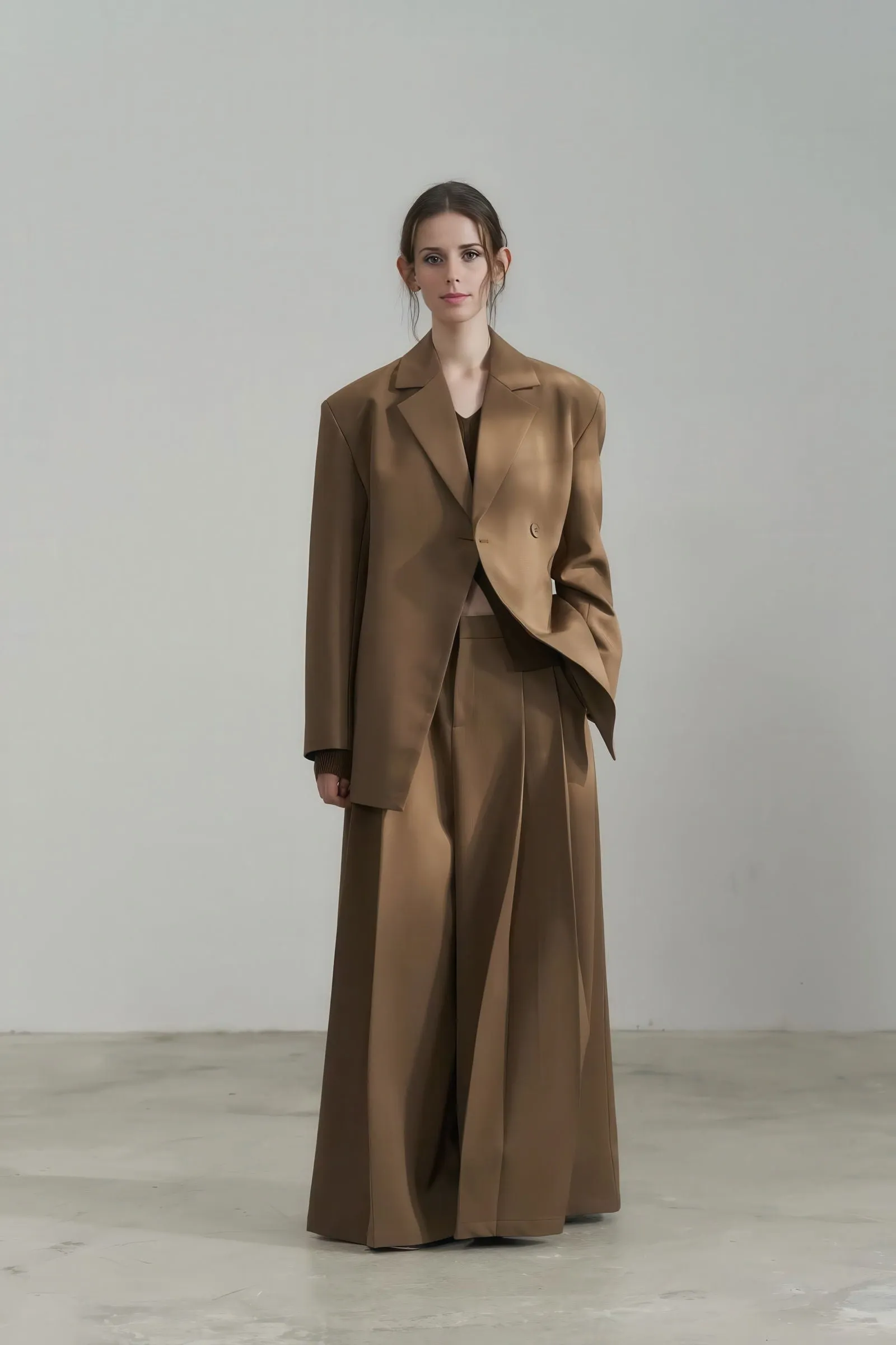 Flattering Single-Button Blazer - Slim Fit for Fall