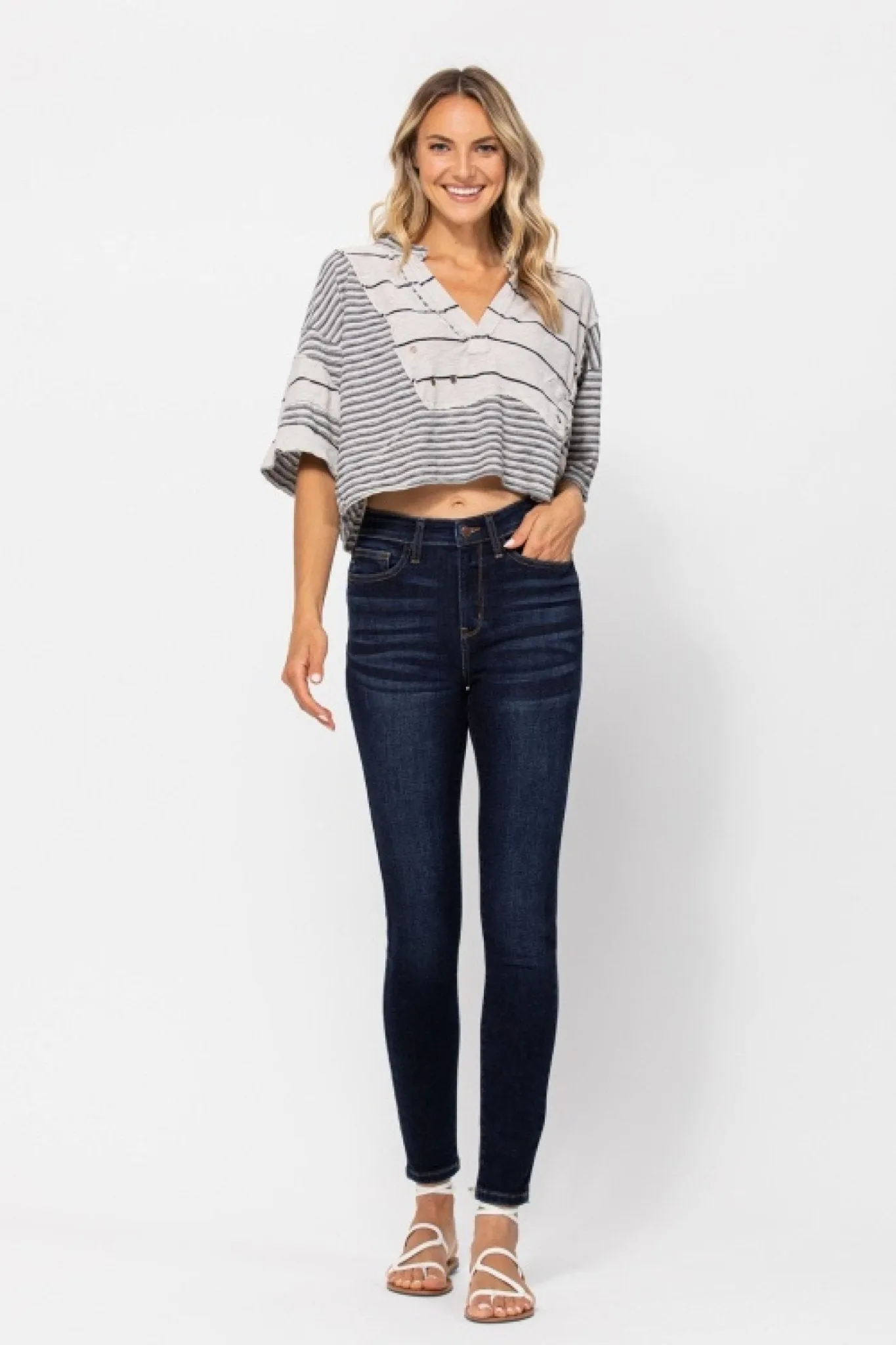 Judy Blue Jeans Classic Dark Wash High Rise Skinny